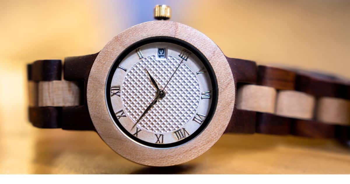 montre en bois de qualité